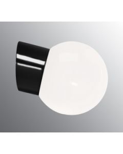Classic Glob Sned 15cm Svart/Blank Opal IP54 Vägglampa från Ifö Electric